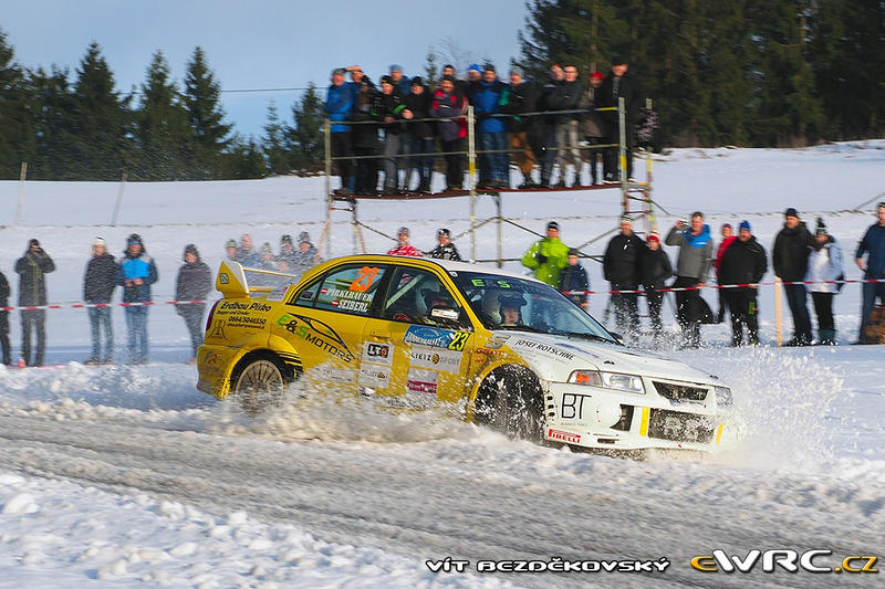 Illustration for article titled Rally photos from beyond the WRC